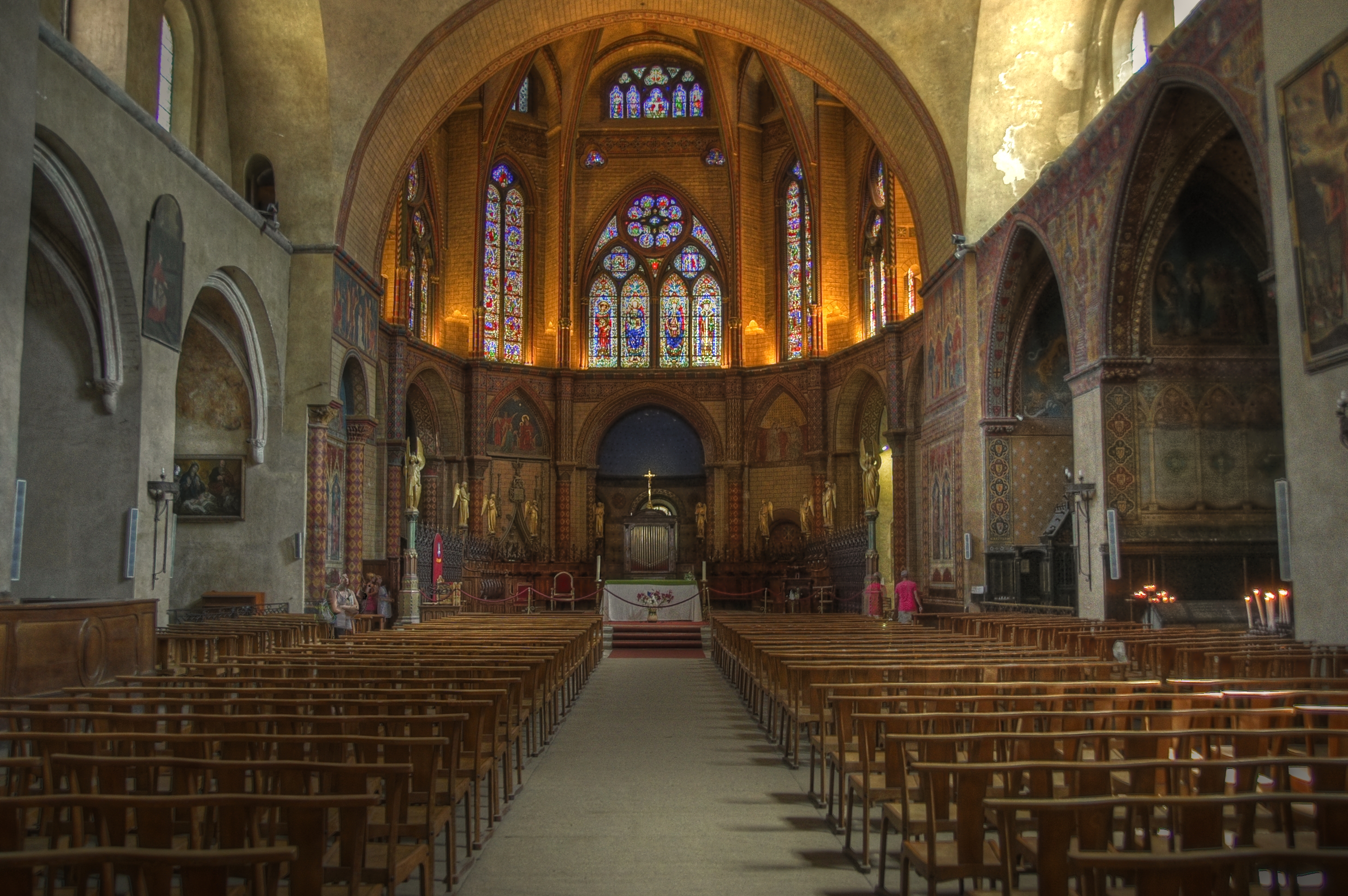 Wnętrze katedry Saint-Étienne w Cahors, fot. Franck Nhieu, wikimedia