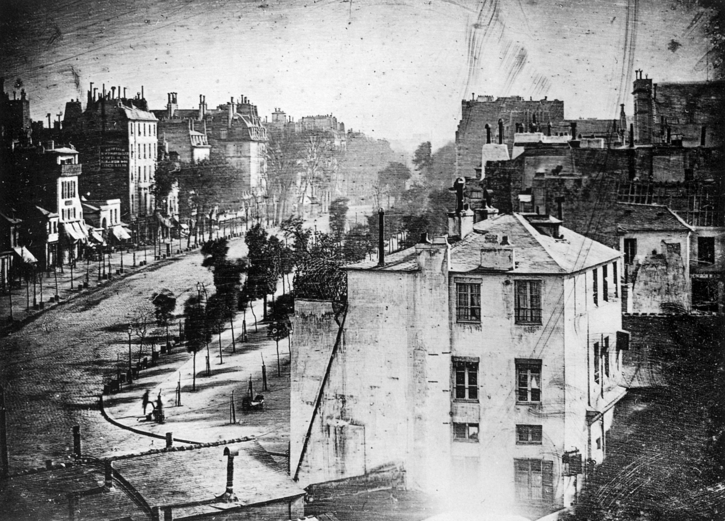 L. J. Daguerre, Boulevard du Temple w Paryżu, 1838 (lub 1839), fot. wikimedia (domena publiczna)