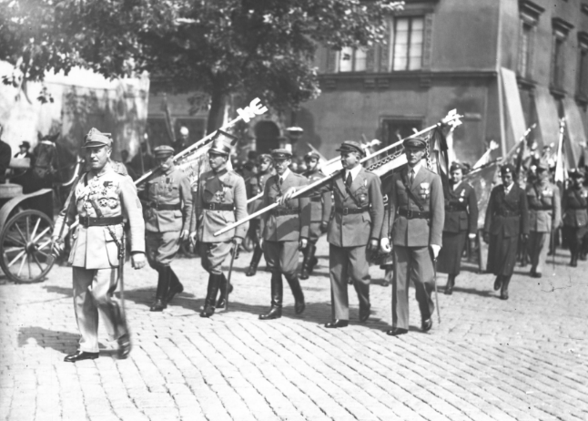 Rocznica bitwy warszawskiej – uroczystości Święta Żołnierza w Warszawie, 1936 / NAC