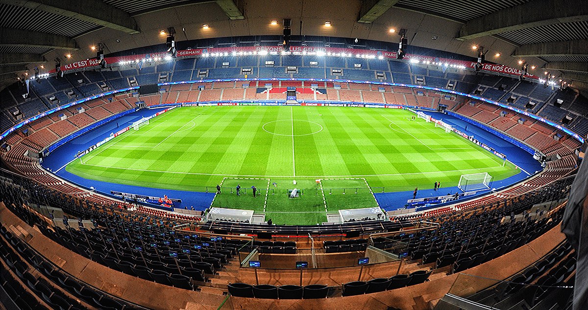 Stadion Parc des Princes w Paryżu, fot. Валерий Дед , wikimedia (na licencji CC BY 3.0)