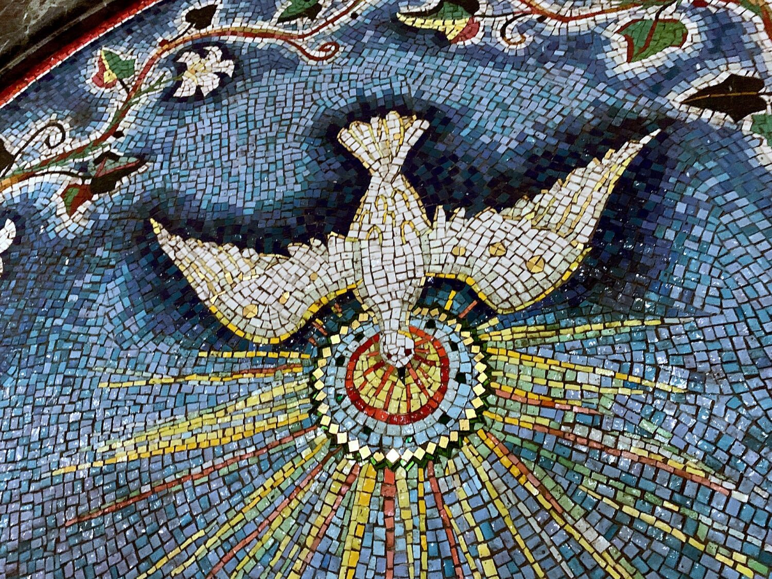 Duch Święty - rzymska mozaika, fot. s. Amata CSFN