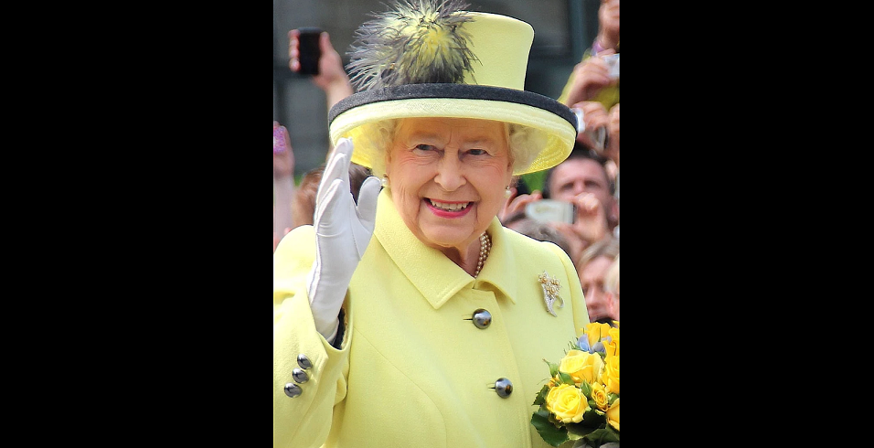 Królowa Elżbieta II w 2015 r., fot. Par PolizeiBerlin — Travail personnel, CC BY-SA 4.0, https://commons.wikimedia.org/w/index.php?curid=85014628