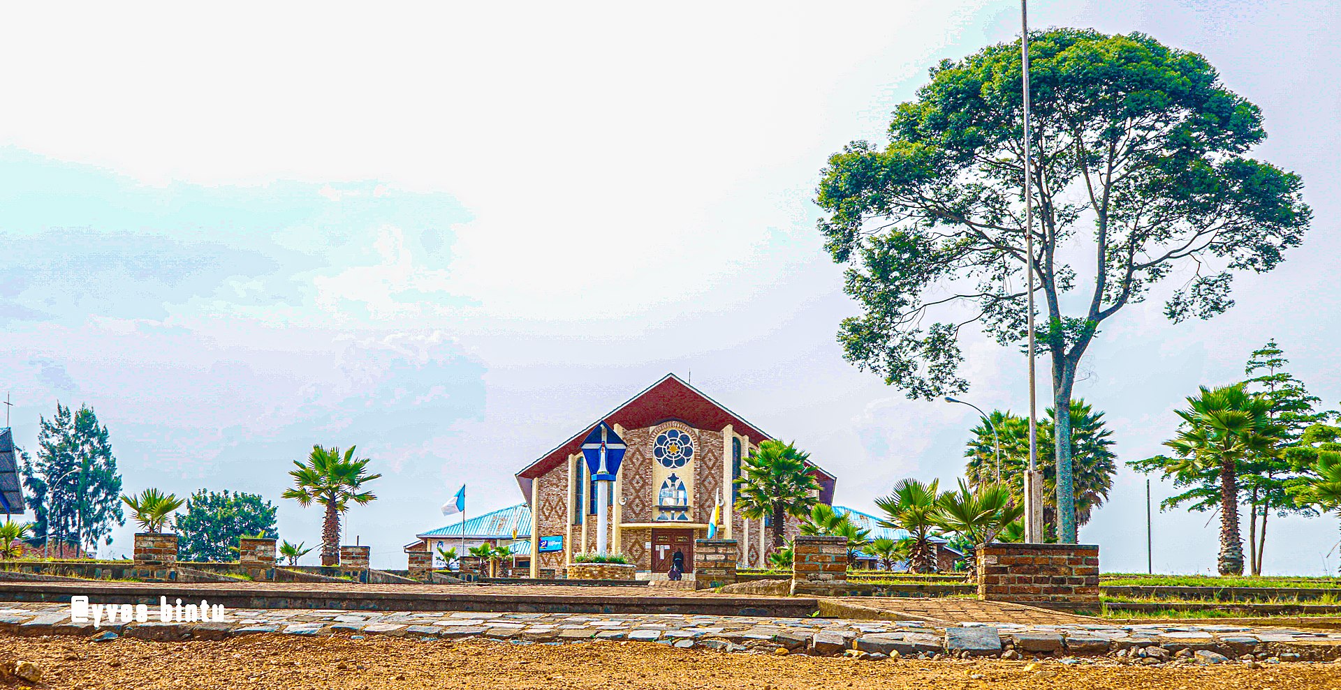Sanktuarium w Kibeho, fot1. Wikimedia, By Bintu utuje - Own work, CC BY-SA 4.0