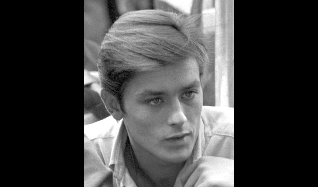 Alain Delon (1959), fot. wikimedia (domena publiczna)