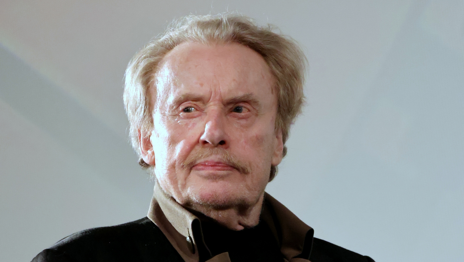 Daniel Olbrychski w dniu swoich 80. urodzin – Warszawa 27 lutego 2025, fot. Autorstwa Mariusz Kubik - Praca własna, CC BY 4.0, https://commons.wikimedia.org/w/index.php?curid=160980977