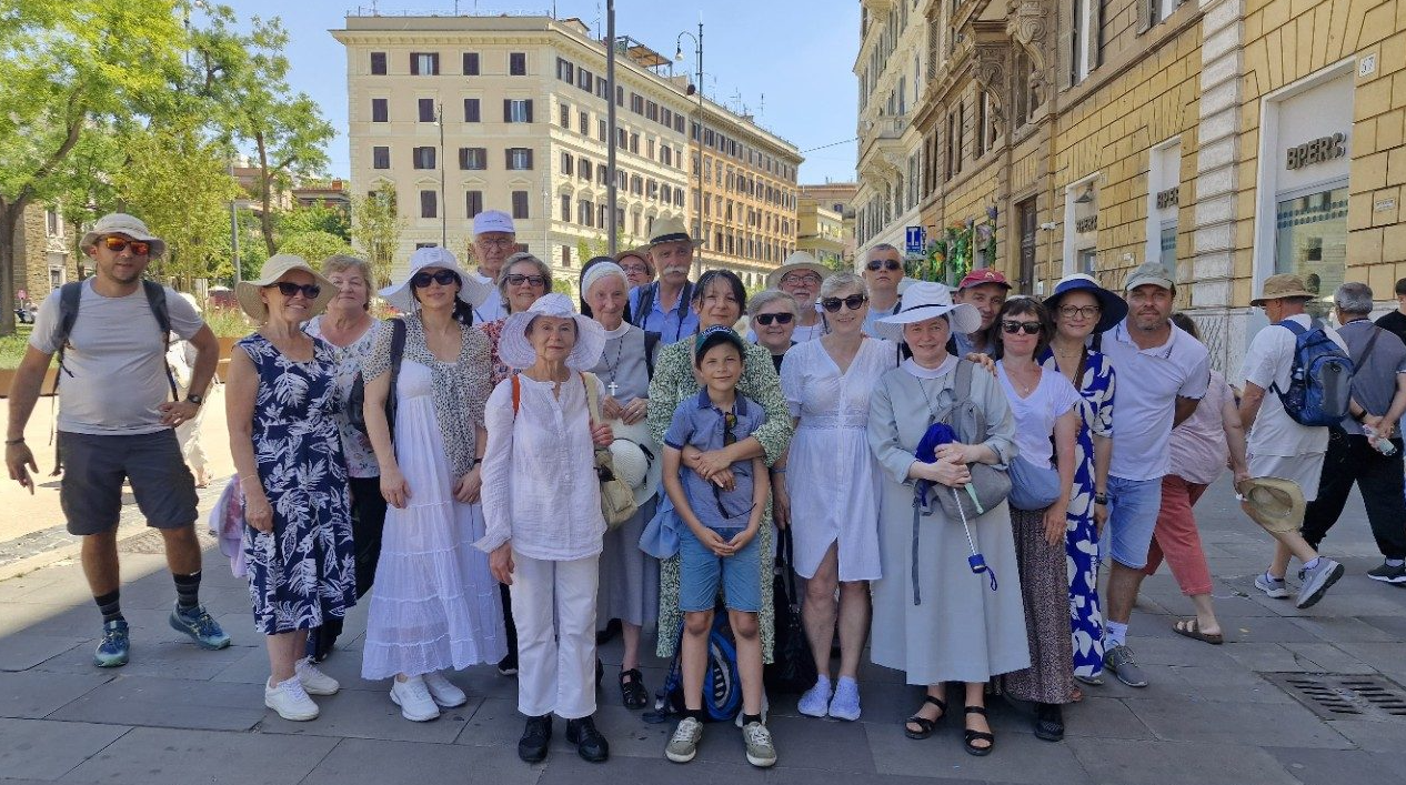 Stowarzyszenie Najświętszej Rodziny z Paryża podczas pielgrzymki do Rzymu, fot. Vatican Media